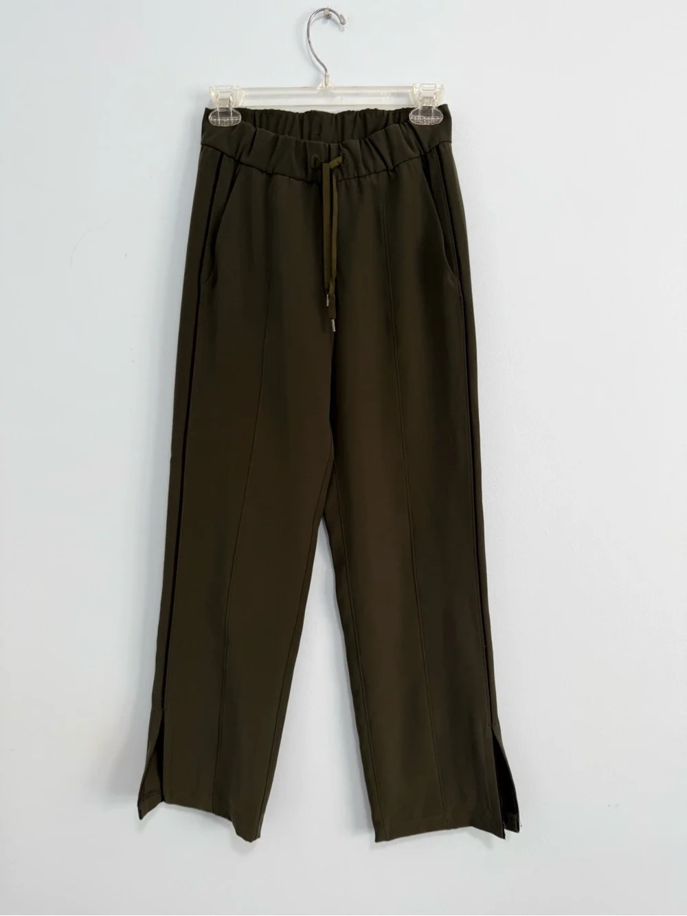 Lululemon On The Right Track Pant Olive Green Sizes 2